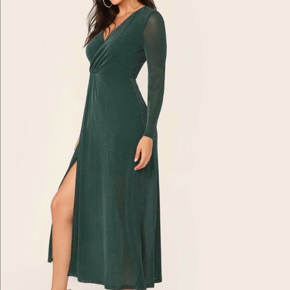 🆕Pretty green sparkle midi dress long sleeve - Picture 3 of 8